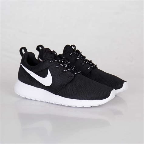 fake nike roshe run sale|nike roshe sneakers on sale.